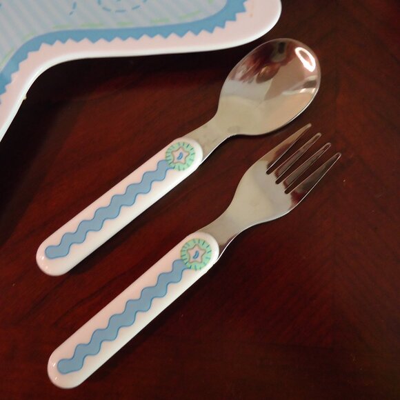 Enesco Melamine Dinnerware 5 Pieces RISING STAR - Picture 2 of 5